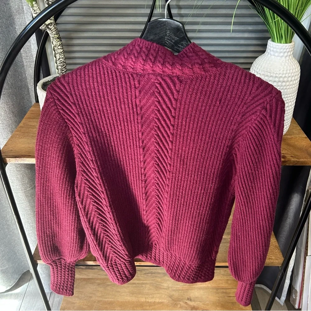 Philosophy Cable Knit Magenta Sweater Women’s Medium.